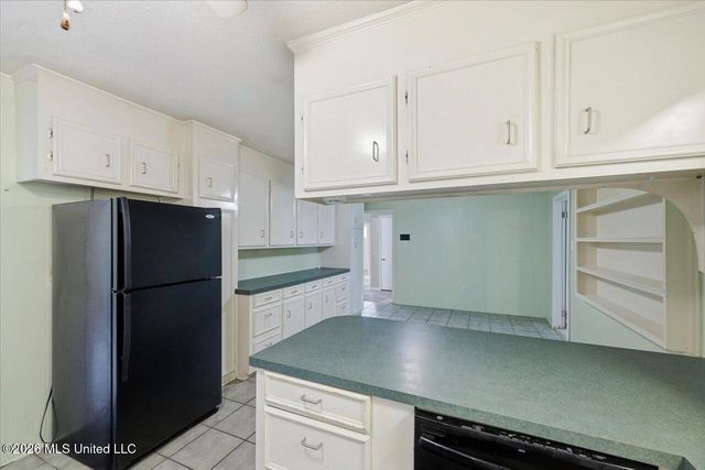 305 Boehle Street, Pearl, MS 39208