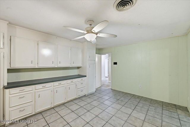 305 Boehle Street, Pearl, MS 39208