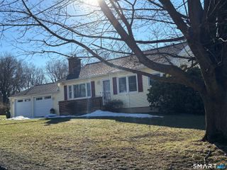 1 Adams Drive, Bethel, CT 06801