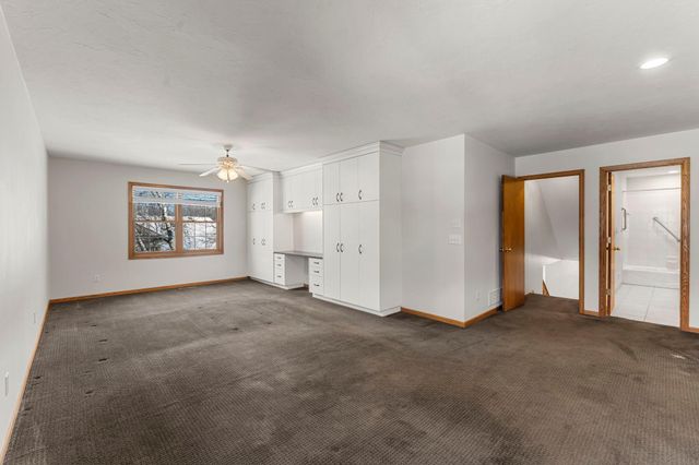 809 Ivy Lane, Eagan, MN 55123