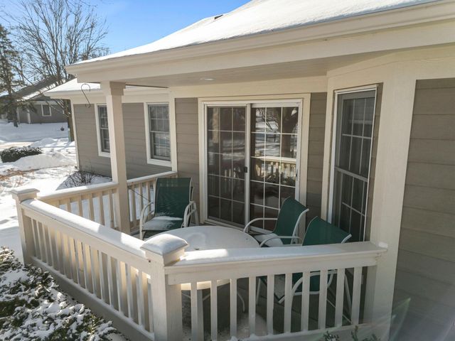 809 Ivy Lane, Eagan, MN 55123