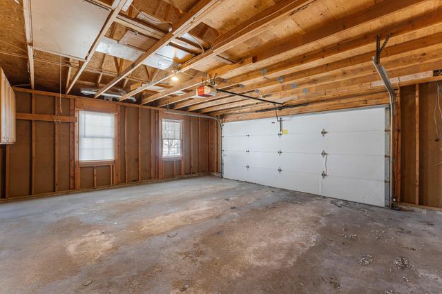 809 Ivy Lane, Eagan, MN 55123