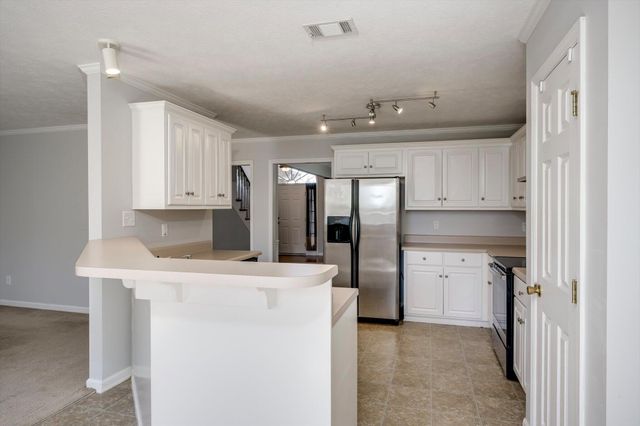 323 Country Glen Avenue, Graniteville, SC 29829