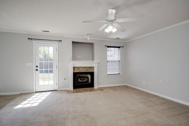 323 Country Glen Avenue, Graniteville, SC 29829