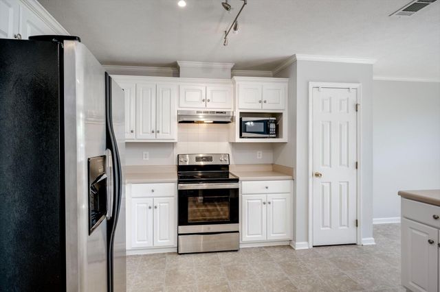 323 Country Glen Avenue, Graniteville, SC 29829