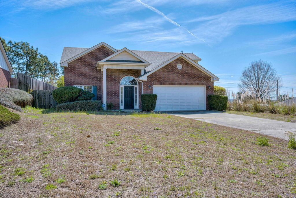 323 Country Glen Avenue, Graniteville, SC 29829