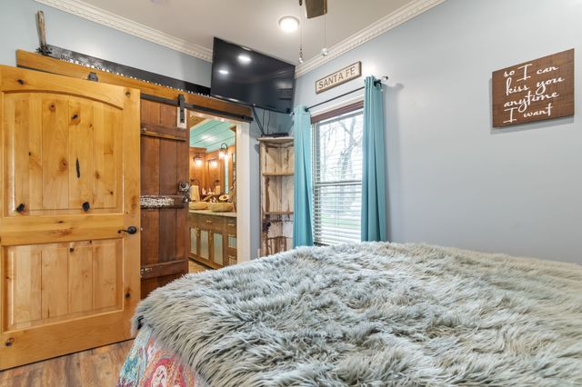 5123 Steam Mill Hollow Rd, Williamsport, TN 38487