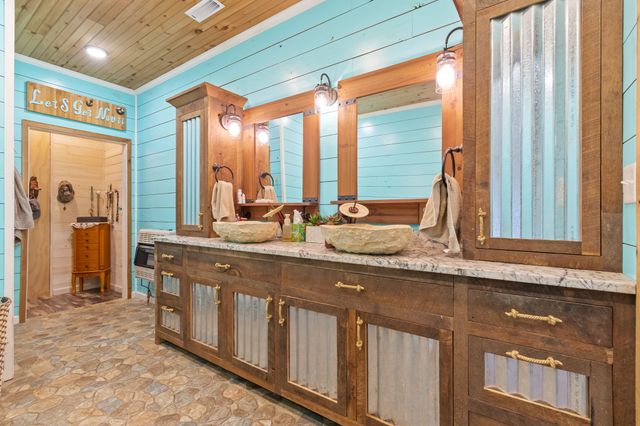 5123 Steam Mill Hollow Rd, Williamsport, TN 38487
