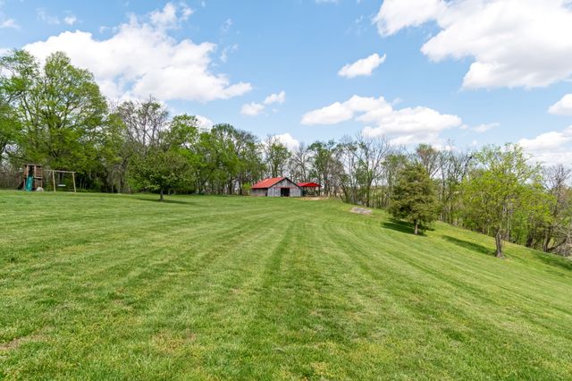5123 Steam Mill Hollow Rd, Williamsport, TN 38487