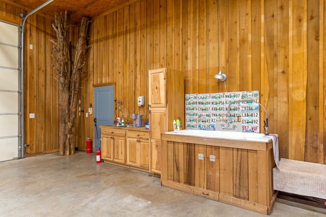 5123 Steam Mill Hollow Rd, Williamsport, TN 38487