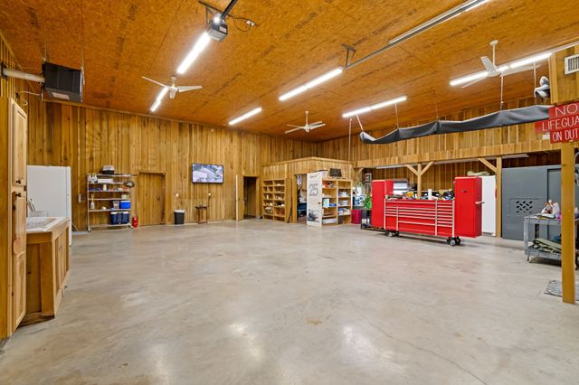 5123 Steam Mill Hollow Rd, Williamsport, TN 38487