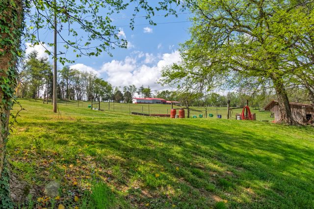 5123 Steam Mill Hollow Rd, Williamsport, TN 38487