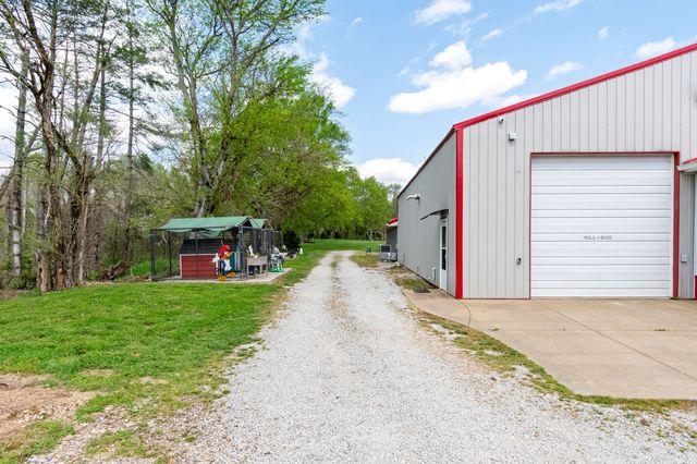 5123 Steam Mill Hollow Rd, Williamsport, TN 38487