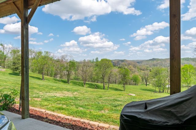5123 Steam Mill Hollow Rd, Williamsport, TN 38487