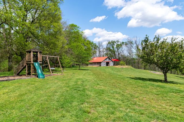 5123 Steam Mill Hollow Rd, Williamsport, TN 38487