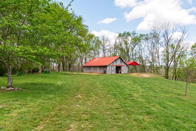 5123 Steam Mill Hollow Rd, Williamsport, TN 38487