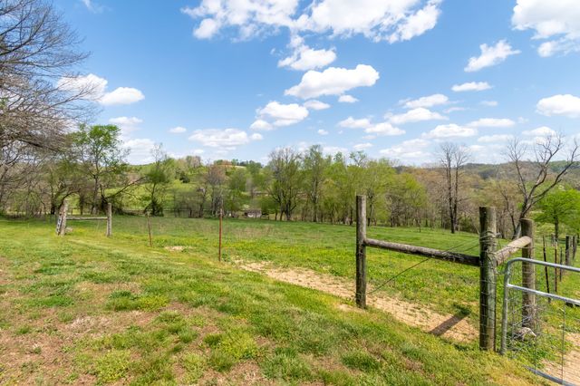 5123 Steam Mill Hollow Rd, Williamsport, TN 38487