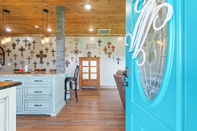 5123 Steam Mill Hollow Rd, Williamsport, TN 38487