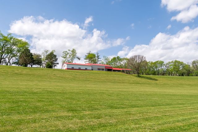 5123 Steam Mill Hollow Rd, Williamsport, TN 38487