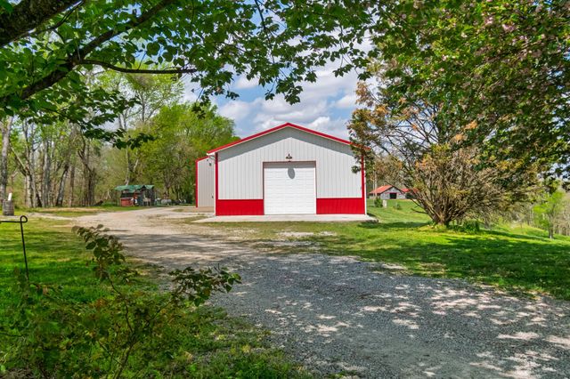 5123 Steam Mill Hollow Rd, Williamsport, TN 38487