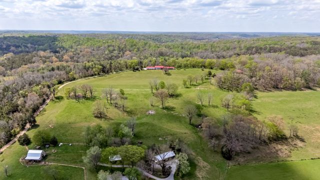 5123 Steam Mill Hollow Rd, Williamsport, TN 38487