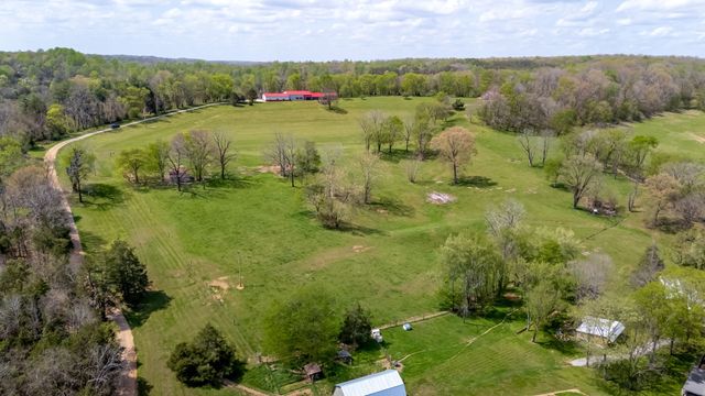 5123 Steam Mill Hollow Rd, Williamsport, TN 38487