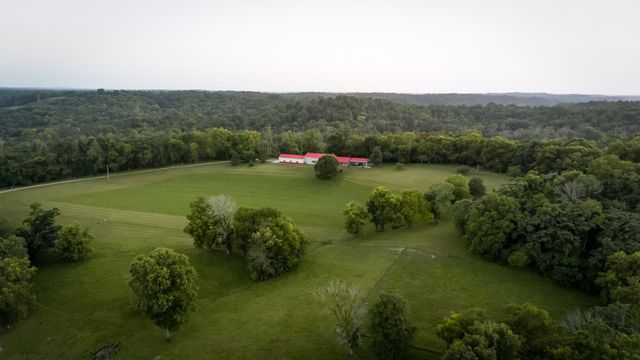 5123 Steam Mill Hollow Rd, Williamsport, TN 38487