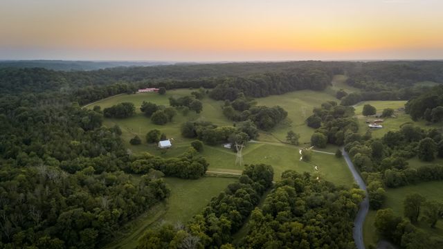 5123 Steam Mill Hollow Rd, Williamsport, TN 38487