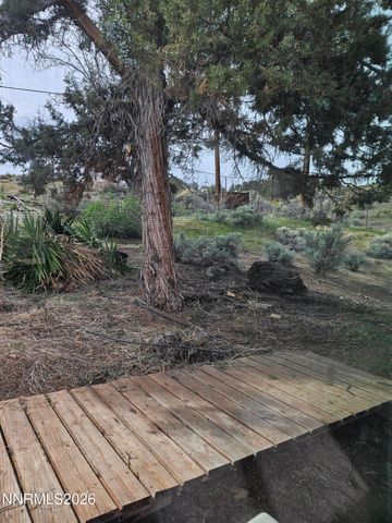 255 Danforth Drive, Sun Valley, NV 89433