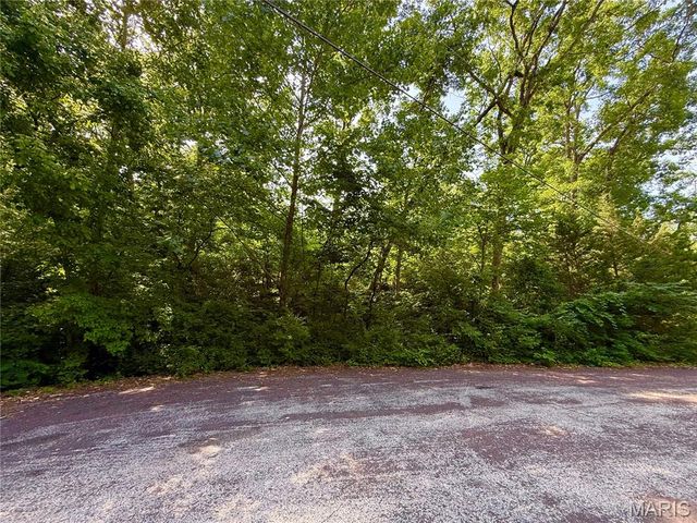 168 Cherokee Court, Pacific, MO 63069