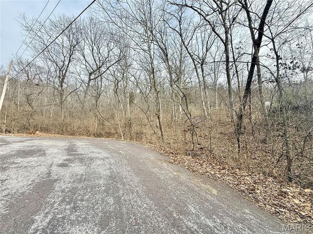 168 Cherokee Court, Pacific, MO 63069