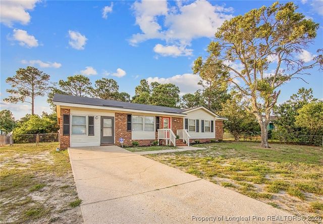 2816 E Cramer Drive, Fayetteville, NC 28306