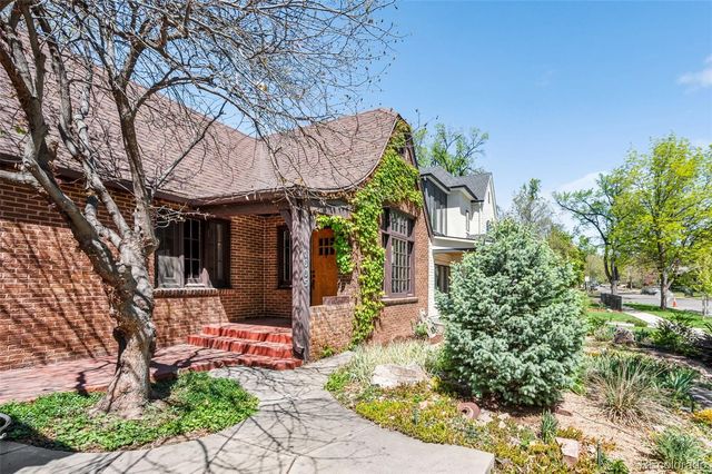 1665 Bellaire Street, Denver, CO 80220