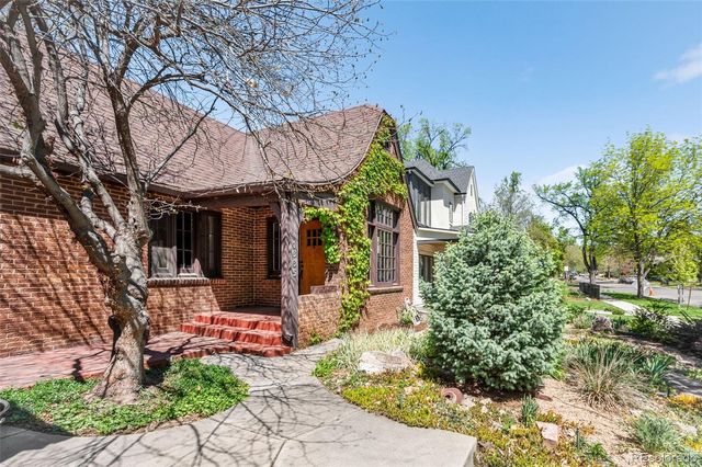 1665 Bellaire Street, Denver, CO 80220