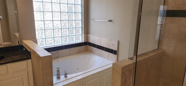 11614 Royal Oaks Crossing, Houston, TX 77082