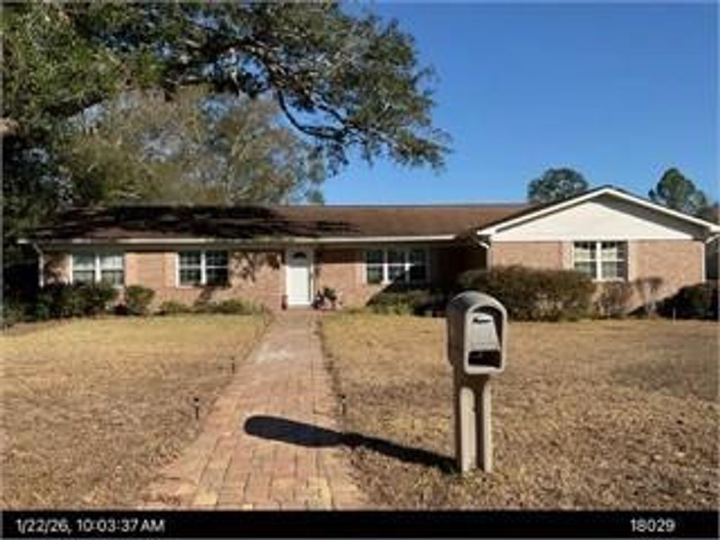 1602 Kecia Way, Waycross, GA 31503