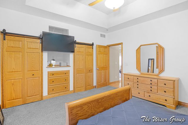 5595 Fieldstone Drive SW, Wyoming, MI 49418