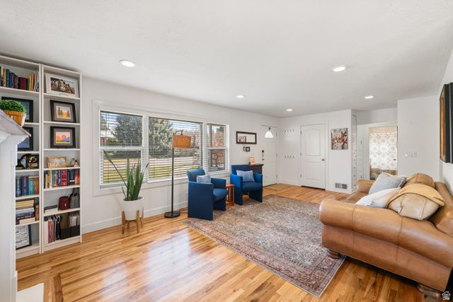 3450 S CLEVELAND CIR, Millcreek, UT 84109