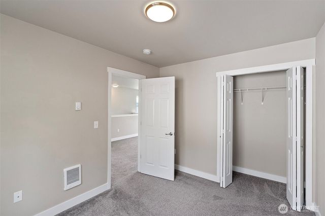 61 E BRADY Loop, Allyn, WA 98524