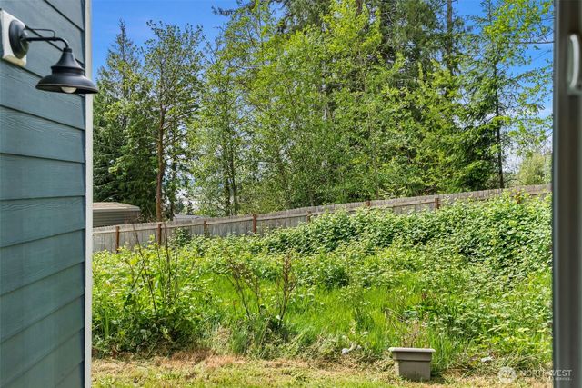 61 E BRADY Loop, Allyn, WA 98524