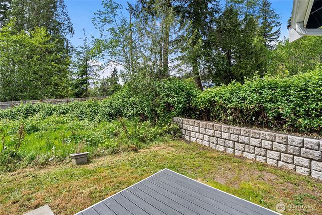 61 E BRADY Loop, Allyn, WA 98524