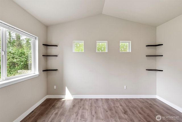61 E BRADY Loop, Allyn, WA 98524