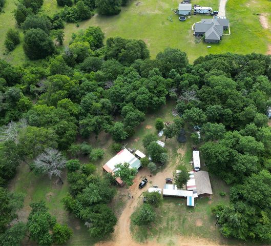 9428 Rolling Acres Road, Tool, TX 75143