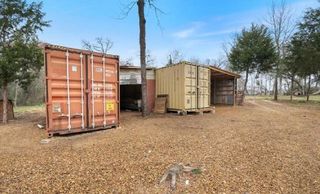 9428 Rolling Acres Road, Tool, TX 75143