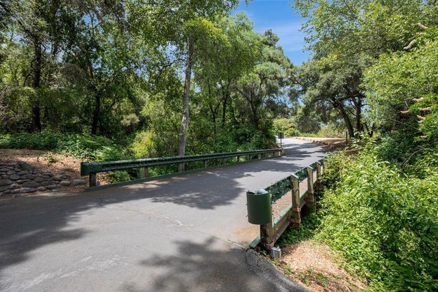 17 Sleepy Hollow Drive, Carmel Valley, CA 93924