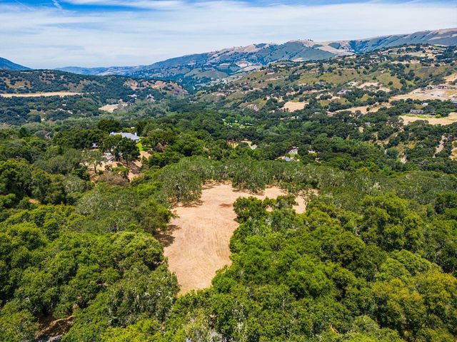 17 Sleepy Hollow Drive, Carmel Valley, CA 93924