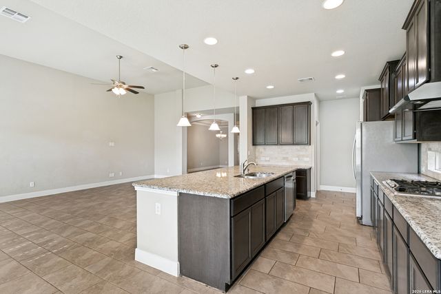 320 Ballad Bluffs, Spring Branch, TX 78070