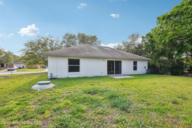 1713 Wapello Avenue SE, Palm Bay, FL 32909