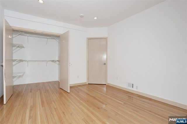 25 Bogert Place 1ST.FLOOR, Westwood, NJ 07675