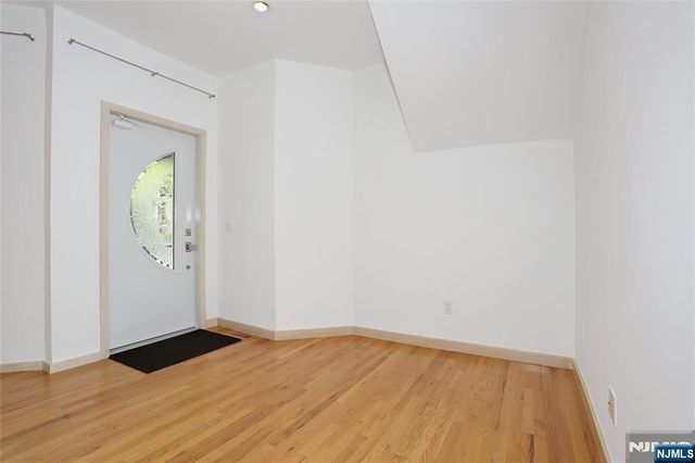 25 Bogert Place 1ST.FLOOR, Westwood, NJ 07675